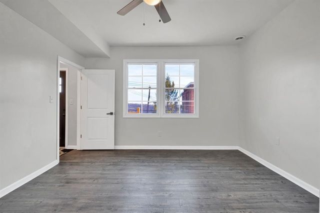 1030 Haslage AVENUE, Spring Hill, PA 15212