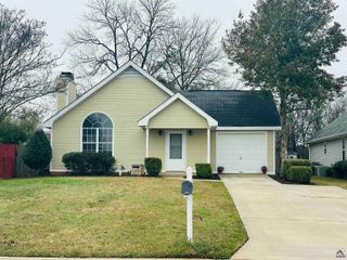 120 Country Walk, Warner Robins, GA 31088