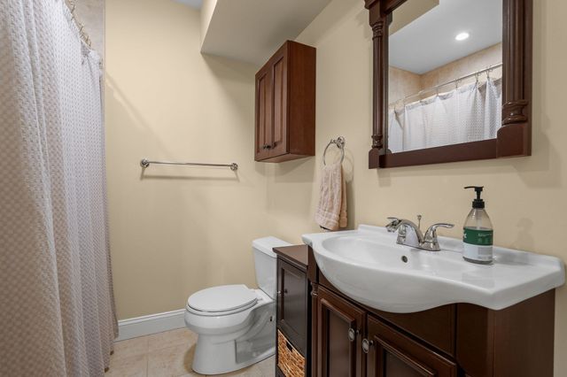 33 Cohasset St 2, Boston, MA 02131