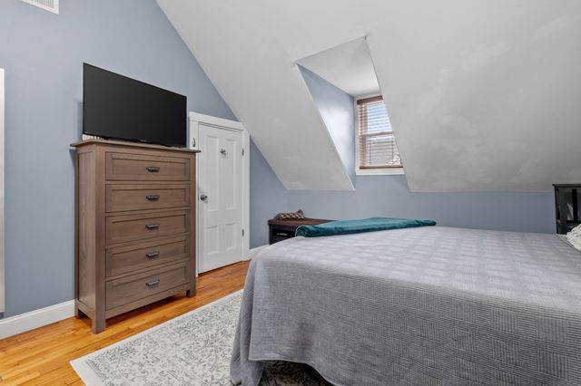 33 Cohasset St 2, Boston, MA 02131