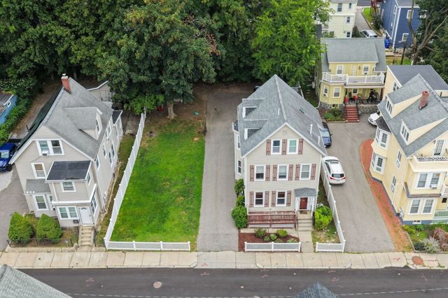 33 Cohasset St 2, Boston, MA 02131