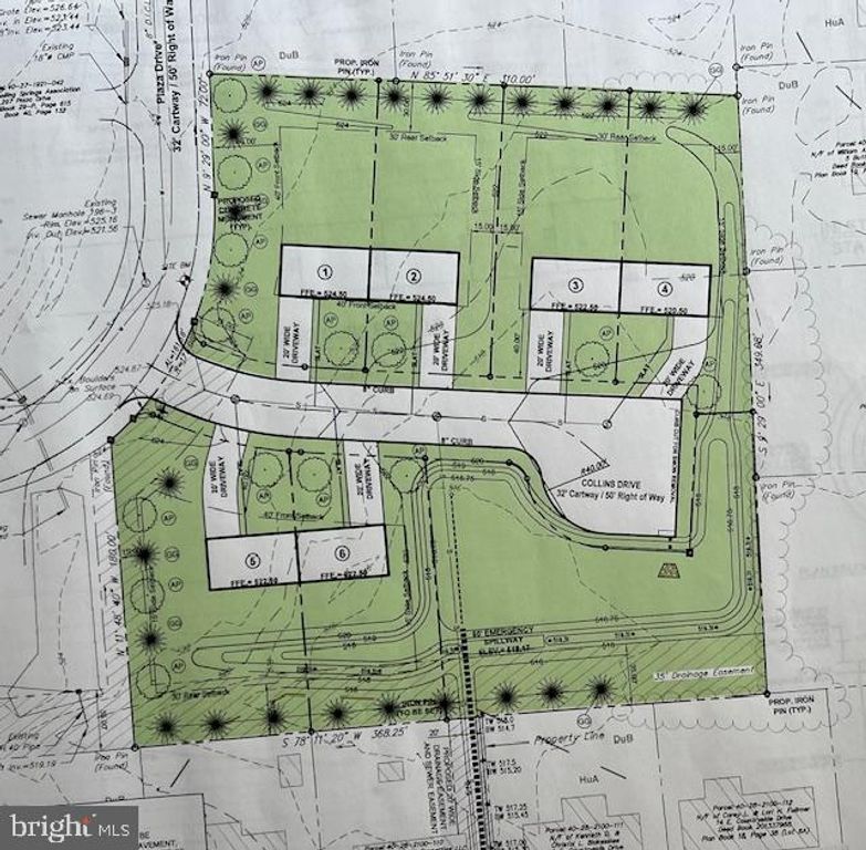 PLAZA DR, Boiling Springs, PA 17007