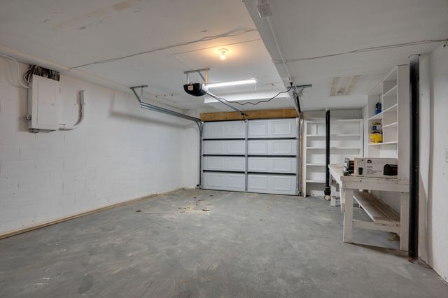 1009 Primrose Dr, Greenbrier, TN 37073