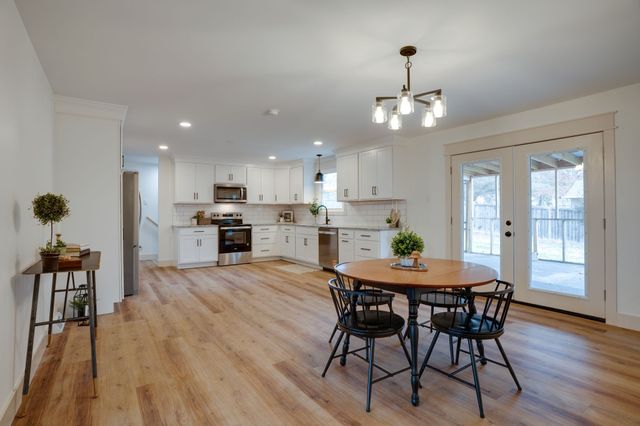 1009 Primrose Dr, Greenbrier, TN 37073