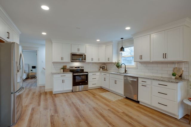 1009 Primrose Dr, Greenbrier, TN 37073