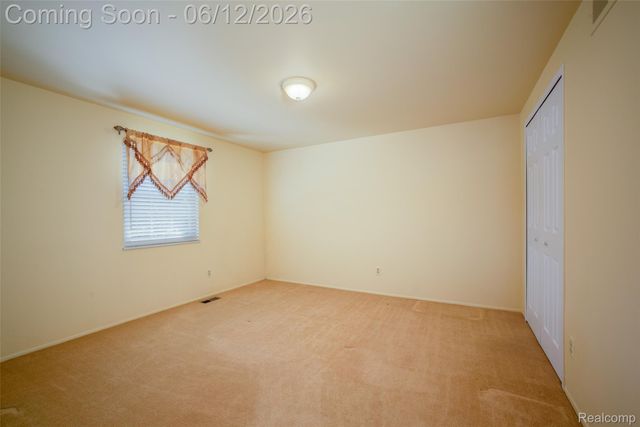 18871 Comstock Street, Livonia, MI 48152