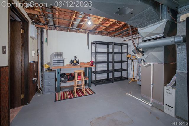18871 Comstock Street, Livonia, MI 48152