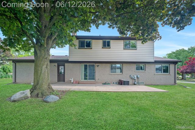 18871 Comstock Street, Livonia, MI 48152