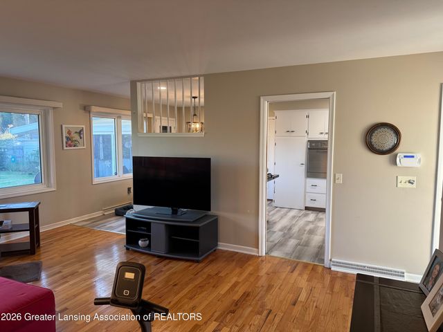3517 Pickwick Place, Lansing, MI 48917