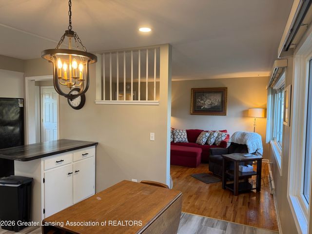 3517 Pickwick Place, Lansing, MI 48917