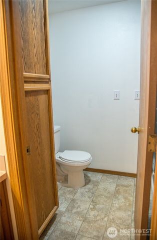125 117th Street E, Tacoma, WA 98445