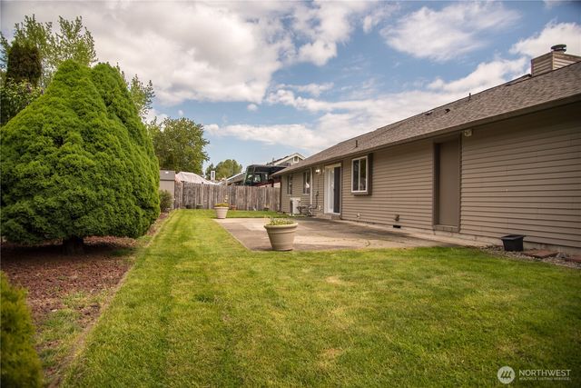 125 117th Street E, Tacoma, WA 98445