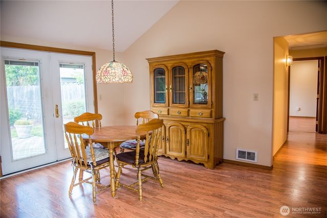 125 117th Street E, Tacoma, WA 98445