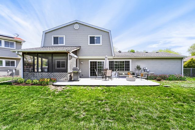 4092 Victoria Drive, Hoffman Estates, IL 60192