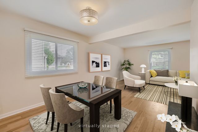 4092 Victoria Drive, Hoffman Estates, IL 60192