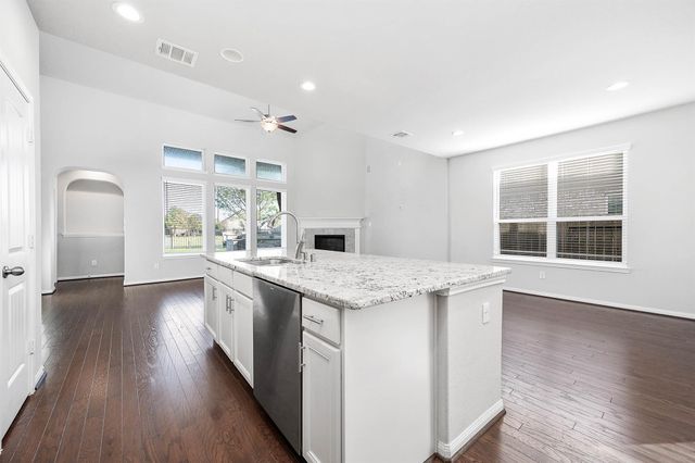 622 Yaupon Creek Lane, Richmond, TX 77469