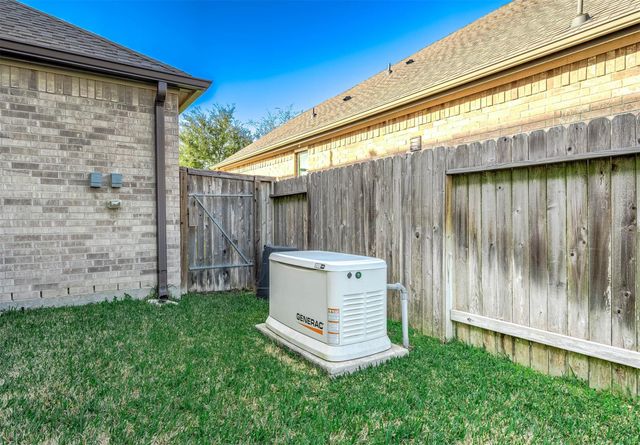 622 Yaupon Creek Lane, Richmond, TX 77469