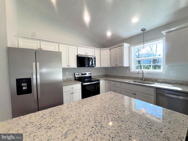 375 BURNS ST, Ranson, WV 25438