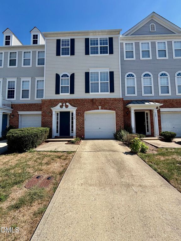 703 Sutter Gate Lane, Morrisville, NC 27560