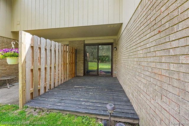 45277 Universal Court, Utica, MI 48317