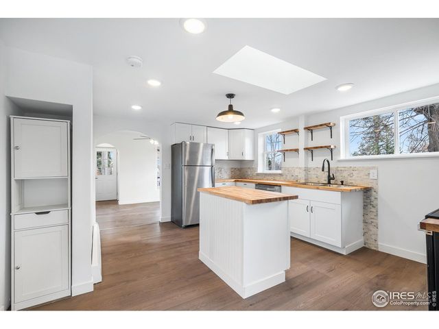 1233 Garfield Ave, Loveland, CO 80537