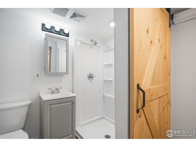 1233 Garfield Ave, Loveland, CO 80537