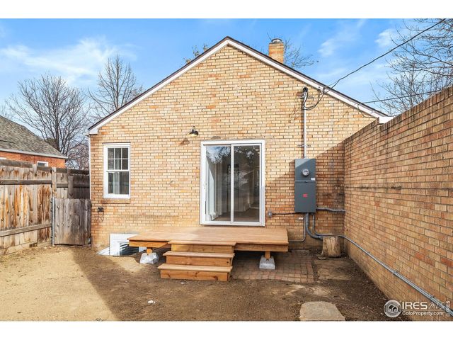 1233 Garfield Ave, Loveland, CO 80537