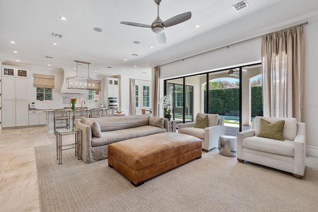 1636 ELIZABETHS WALK, Winter Park, FL 32789