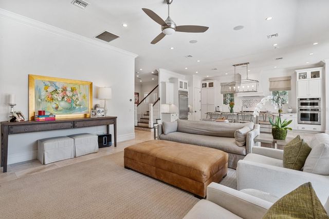 1636 ELIZABETHS WALK, Winter Park, FL 32789