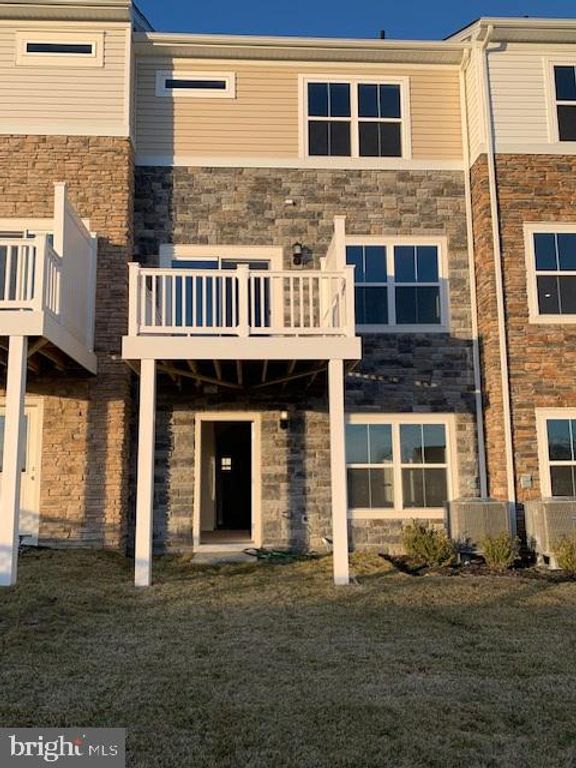 10972 BARNARD PL, White Plains, MD 20695