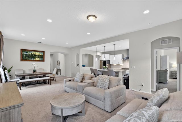 9000 Curling Post, Schertz, TX 78154