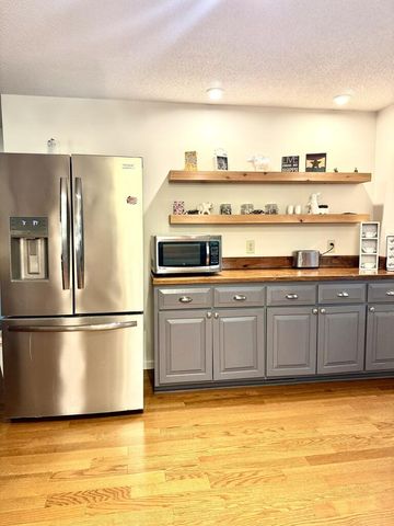 362 Pinecone, Blue Ridge, GA 30513
