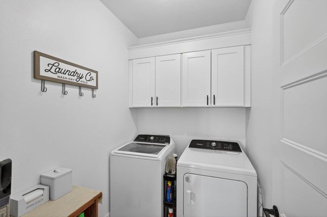 5021 148th Circle, Urbandale, IA 50323