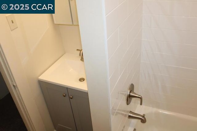 5918 ALAMEDA AVE., Richmond, CA 94804