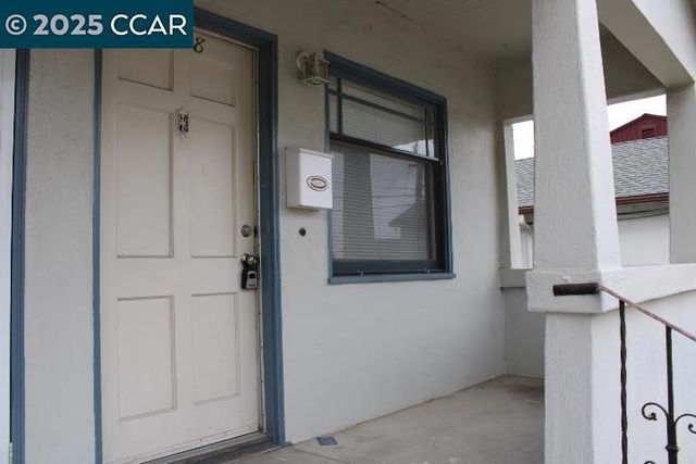 5918 ALAMEDA AVE., Richmond, CA 94804