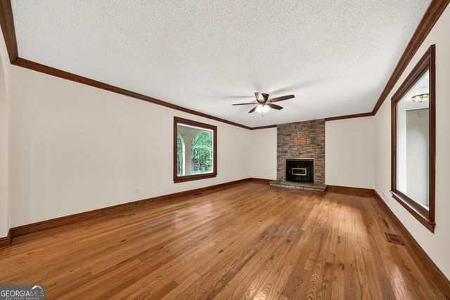 1933 Highway 101 N, Dallas, GA 30157