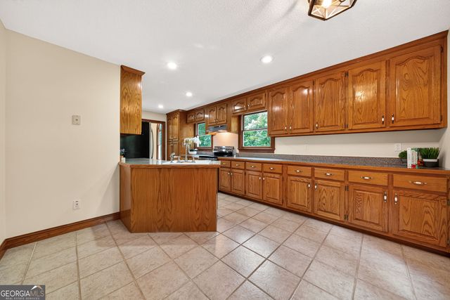 1933 Highway 101 N, Dallas, GA 30157