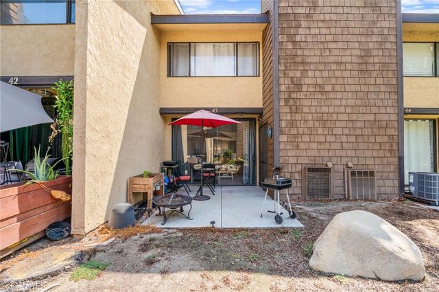 12750 Centralia Street 43, Lakewood, CA 90715