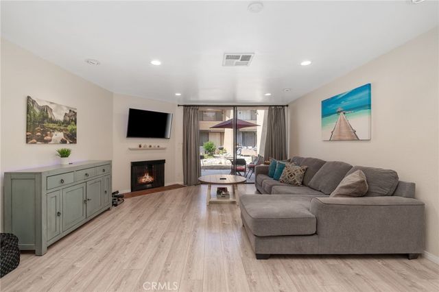 12750 Centralia Street 43, Lakewood, CA 90715