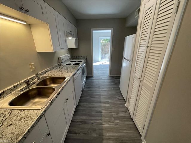 6467 Duquesne PL, Virginia Beach, VA 23464