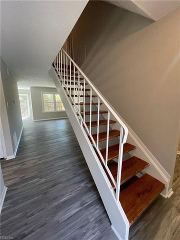 6467 Duquesne PL, Virginia Beach, VA 23464