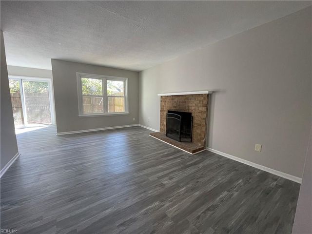 6467 Duquesne PL, Virginia Beach, VA 23464