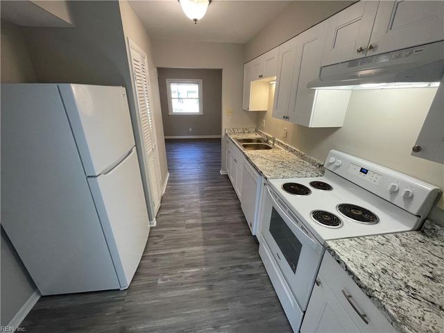 6467 Duquesne PL, Virginia Beach, VA 23464