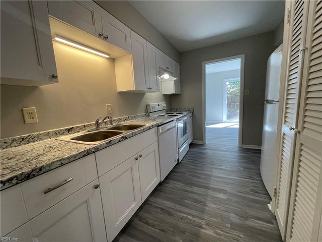 6467 Duquesne PL, Virginia Beach, VA 23464