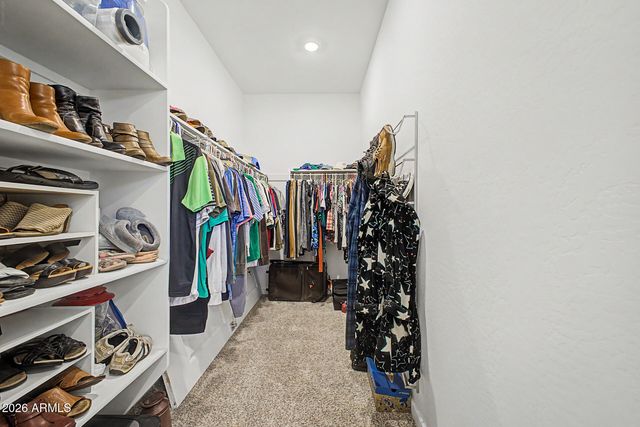 16014 W DESERT HOLLOW Drive, Surprise, AZ 85387