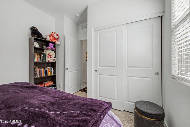 16014 W DESERT HOLLOW Drive, Surprise, AZ 85387