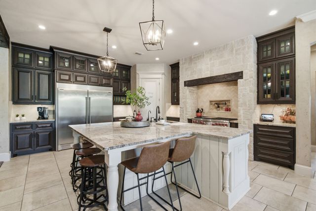 117 Signature Court, Weatherford, TX 76087