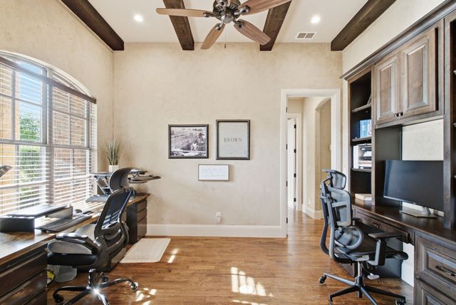 117 Signature Court, Weatherford, TX 76087