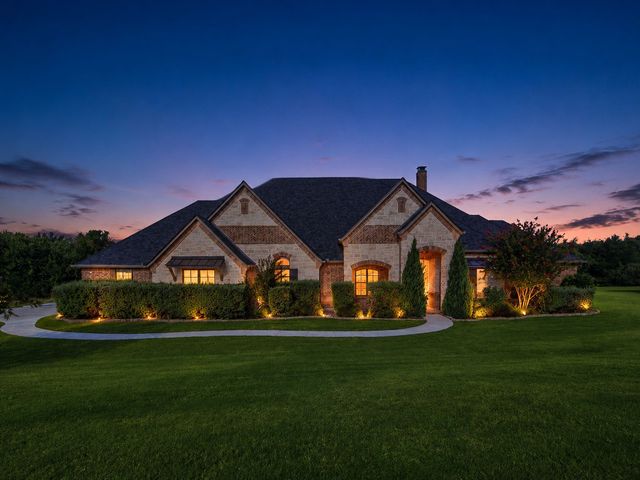 117 Signature Court, Weatherford, TX 76087