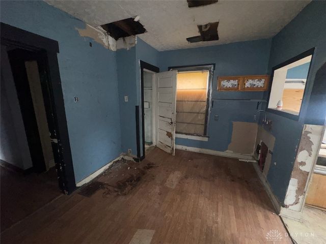 2015 N Main Street, Dayton, OH 45405